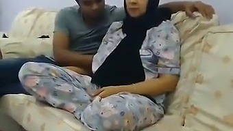 Bangladeshi Randi Group Sex – 6 Clips