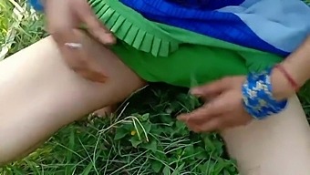 Desi Bhabhi'S Outdoor Adventure With Hardcore Sex And Dirty Talk