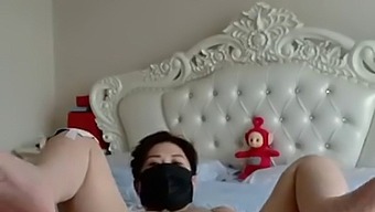 Moden Asiatisk Milf Søker Seksuell Nytelse