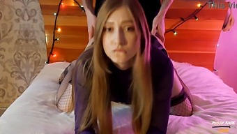 Awakened After A Wild Night With Friends And Enjoy A Steamy Group Sex Session