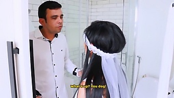 Salainen Kylpyhuonekohtaus Julkkis Cuckoldin Morsiamen Kanssa