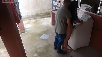Wife'S Surprise Encounter With A Repairman Leads To A Steamy Outdoor Encounter