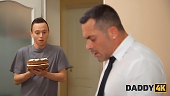 Upea Tyttöystävän Hämmästyttävä Seksiohjelma Daddy4k:Lle